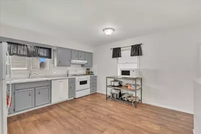 1413 30th Avenue, Moline, IL 61265 - Photo 13