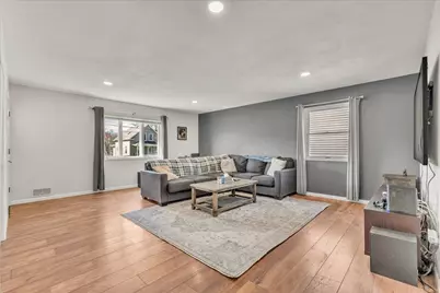 1413 30th Avenue, Moline, IL 61265 - Photo 5