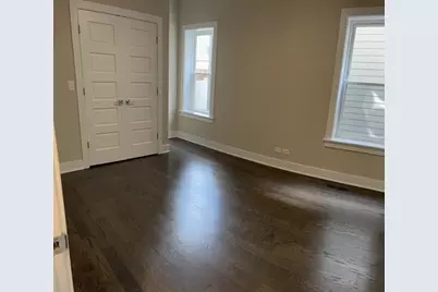 3348 W Warner Avenue #1, Chicago, IL 60618 - Photo 5