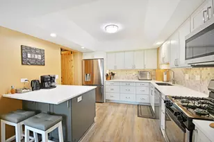 1315 Orrington Ct, Wheeling, IL 60090 - Photo 13