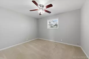 101 Hickory Dr, Carpentersville, IL 60110 - Photo 17