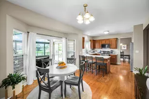 122 Fieldcrest Dr, Bartlett, IL 60103 - Photo 13