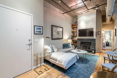 [Address not provided], Chicago, IL 60654 - Photo 3