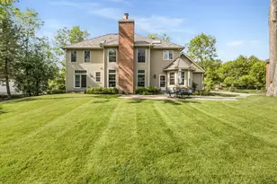 1211 Ashbury Ln, Libertyville, IL 60048 - Photo 51