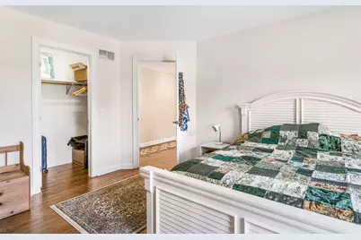 1211 Ashbury Lane, Libertyville, IL 60048 - Photo 27