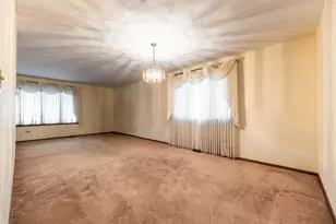 8847 Meade Ave, Oak Lawn, IL 60453 - Photo 3