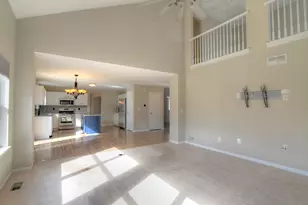 1752 Tallmeadow Dr, Dekalb, IL 60115 - Photo 9