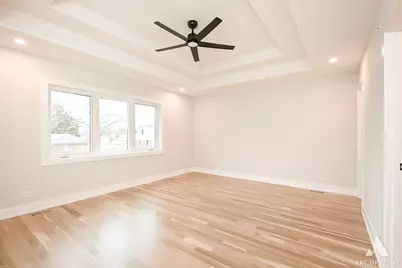 8039 S 85th Court, Justice, IL 60458 - Photo 15