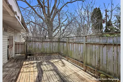 322 S Seymour Avenue, Mundelein, IL 60060 - Photo 15