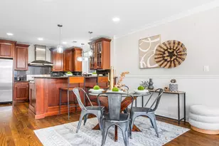 912 W Fletcher St, Chicago, IL 60657 - Photo 9