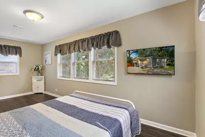 26211 W Forest Court, Antioch, IL 60002 - Photo 3