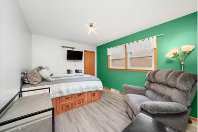 5142 S Mulligan Avenue, Chicago, IL 60638 - Photo 11