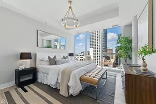 146 W Erie St, Chicago, IL 60654 - Photo 7