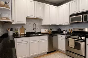 3015 N Ashland Ave, Chicago, IL 60657 - Photo 3