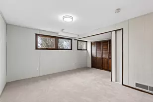 305 S 13th St, Saint Charles, IL 60174 - Photo 27