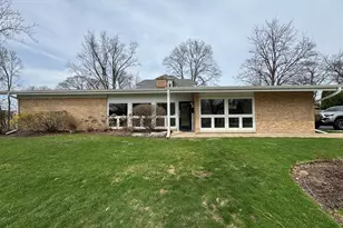207 Webster St, Batavia, IL 60510 - Photo 1