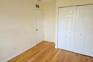 592 Lotus Ct, Wheeling, IL 60090 - Photo 13