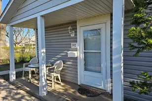 592 Lotus Ct, Wheeling, IL 60090 - Photo 9