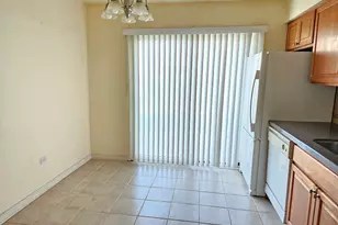 592 Lotus Ct, Wheeling, IL 60090 - Photo 5