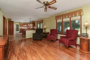 1005 S Hershey Rd, Bloomington, IL 61704 - Photo 17