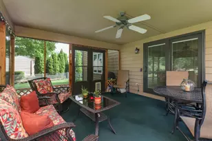 1005 S Hershey Rd, Bloomington, IL 61704 - Photo 15