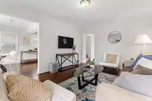 10619 S Sawyer Ave, Chicago, IL 60655 - Photo 5
