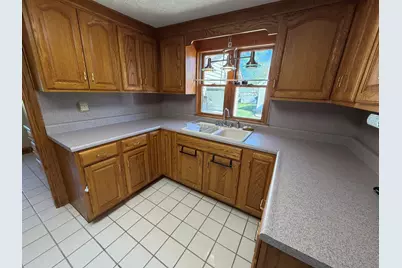 405 Wortby Street, Odin, IL 62870 - Photo 13