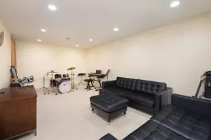 908 Julian Ct, Naperville, IL 60540 - Photo 59