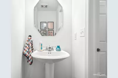 556 Comstock Road, South Elgin, IL 60177 - Photo 9