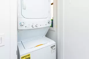 1336 W Bryn Mawr Ave, Chicago, IL 60660 - Photo 15