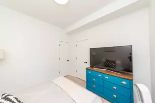 1336 W Bryn Mawr Ave, Chicago, IL 60660 - Photo 7