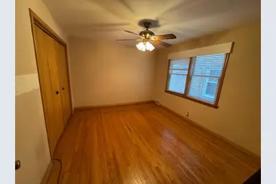 5805 N Merrimac Avenue, Chicago, IL 60646 - Photo 11