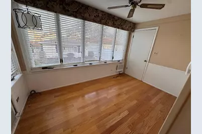 5805 N Merrimac Avenue, Chicago, IL 60646 - Photo 13