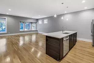 1515 W Sunnyside Ave, Chicago, IL 60640 - Photo 9