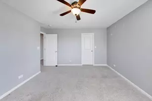 300 Winthrop Dr, Oswego, IL 60543 - Photo 29