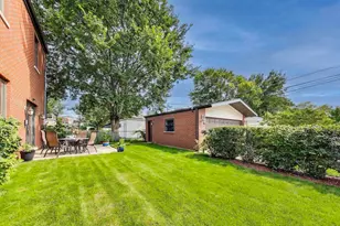 3472 W North Shore Ave, Lincolnwood, IL 60712 - Photo 25