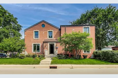 3472 W North Shore Avenue, Lincolnwood, IL 60712 - Photo 1