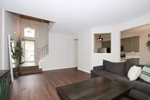 1413 Yellowstone Dr, Streamwood, IL 60107 - Photo 5