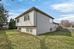 420 Windsor Dr, Oswego, IL 60543 - Photo 35