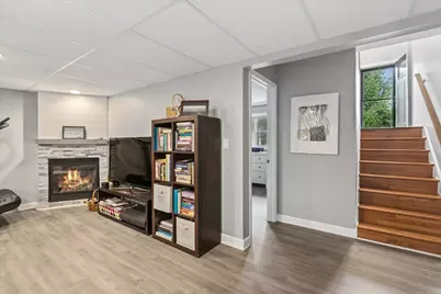 904 W Woodland Road, Lake Bluff, IL 60044 - Photo 15