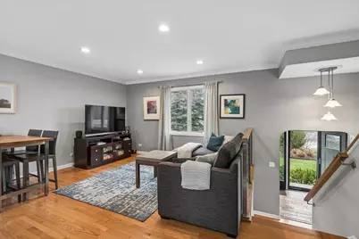 904 W Woodland Road, Lake Bluff, IL 60044 - Photo 9