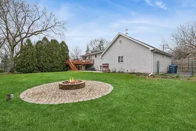 904 W Woodland Road, Lake Bluff, IL 60044 - Photo 21