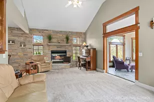 293 Farm Ct, Yorkville, IL 60560 - Photo 7