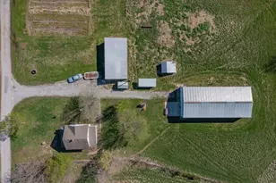 5568 Lois Ln, Salem, IL 62881 - Photo 35