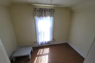 5568 Lois Ln, Salem, IL 62881 - Photo 15