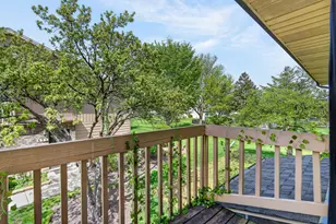 829 Dighton Ln, Schaumburg, IL 60173 - Photo 11