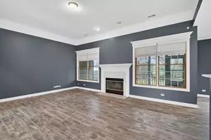 412 Rainbow Dr, Sleepy Hollow, IL 60118 - Photo 13