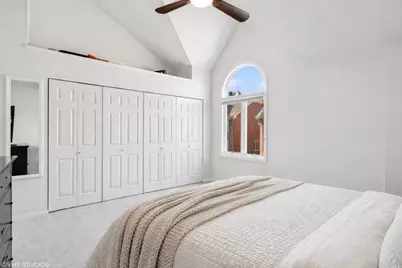 1251 W Fletcher Street #E, Chicago, IL 60657 - Photo 9