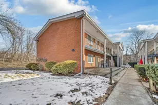 327 N Princeton Ave, Villa Park, IL 60181 - Photo 11