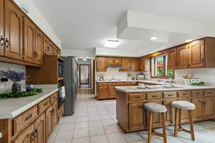 8115 Pluskota Dr, Orland Park, IL 60462 - Photo 11